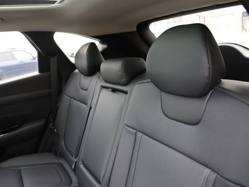 New 2026 Hyundai Tucson Limited image 17