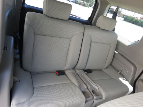 Used 2010 Honda Element LX image 27