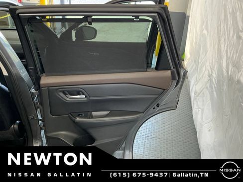Used 2023 Nissan Rogue SV w/ SV Premium Package AWD/4WD image 37
