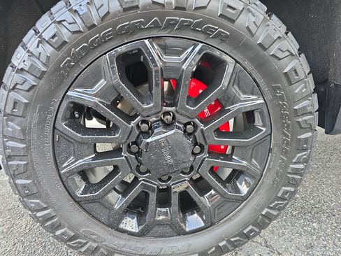 Used 2026 GMC Sierra 2500 Denali Ultimate AWD/4WD image 13
