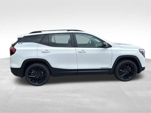 Used 2023 GMC Terrain SLE w/ Driver Convenience Package AWD/4WD image 8