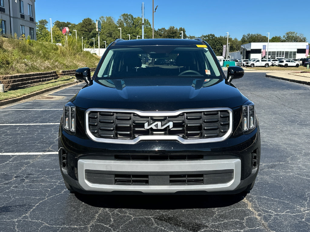 Certified 2025 Kia Telluride S FWD image 2