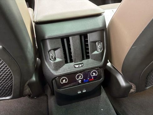 Used 2025 BMW X3 xDrive30i w/ Convenience Package image 31