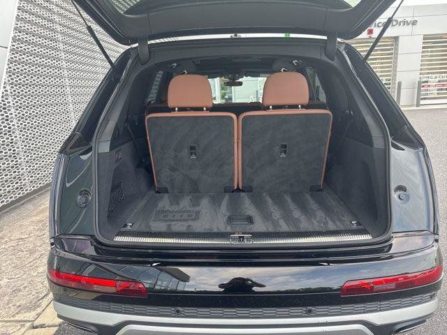 Used 2025 Audi Q7 3.0T Premium Plus AWD/4WD image 24