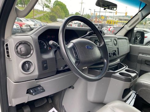 Used 2012 Ford E-350 and Econoline 350 XL RWD image 10