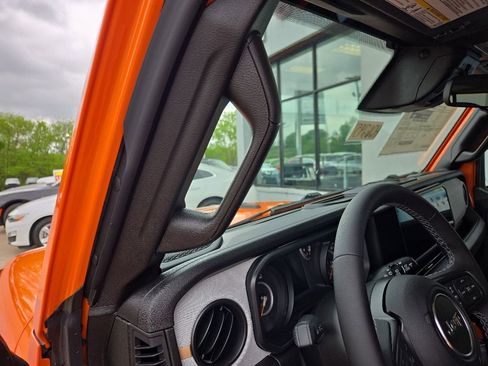 New 2026 Jeep Wrangler Unlimited Sport AWD/4WD image 38