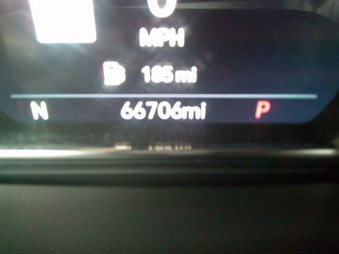 Used 2022 GMC Sierra 3500 Denali w/ Technology Package image 12