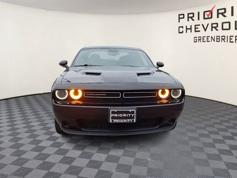 Used 2020 Dodge Challenger SXT RWD image 3