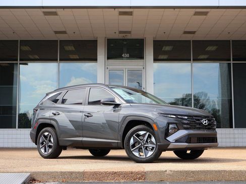 New 2026 Hyundai Tucson SEL image 2