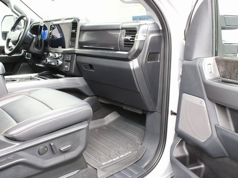 Used 2025 Ford F350 Lariat w/ Black Appearance Package image 37