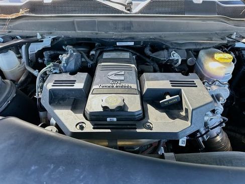 Used 2024 RAM 3500 Big Horn AWD/4WD image 29