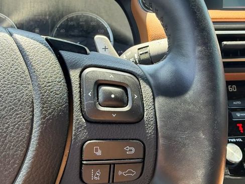 Used 2022 Lexus IS 300 RWD image 22
