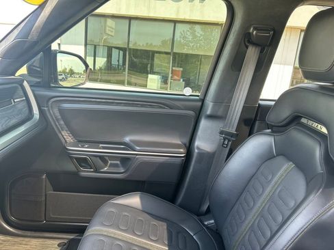 Used 2023 Rivian R1T Adventure AWD/4WD image 18