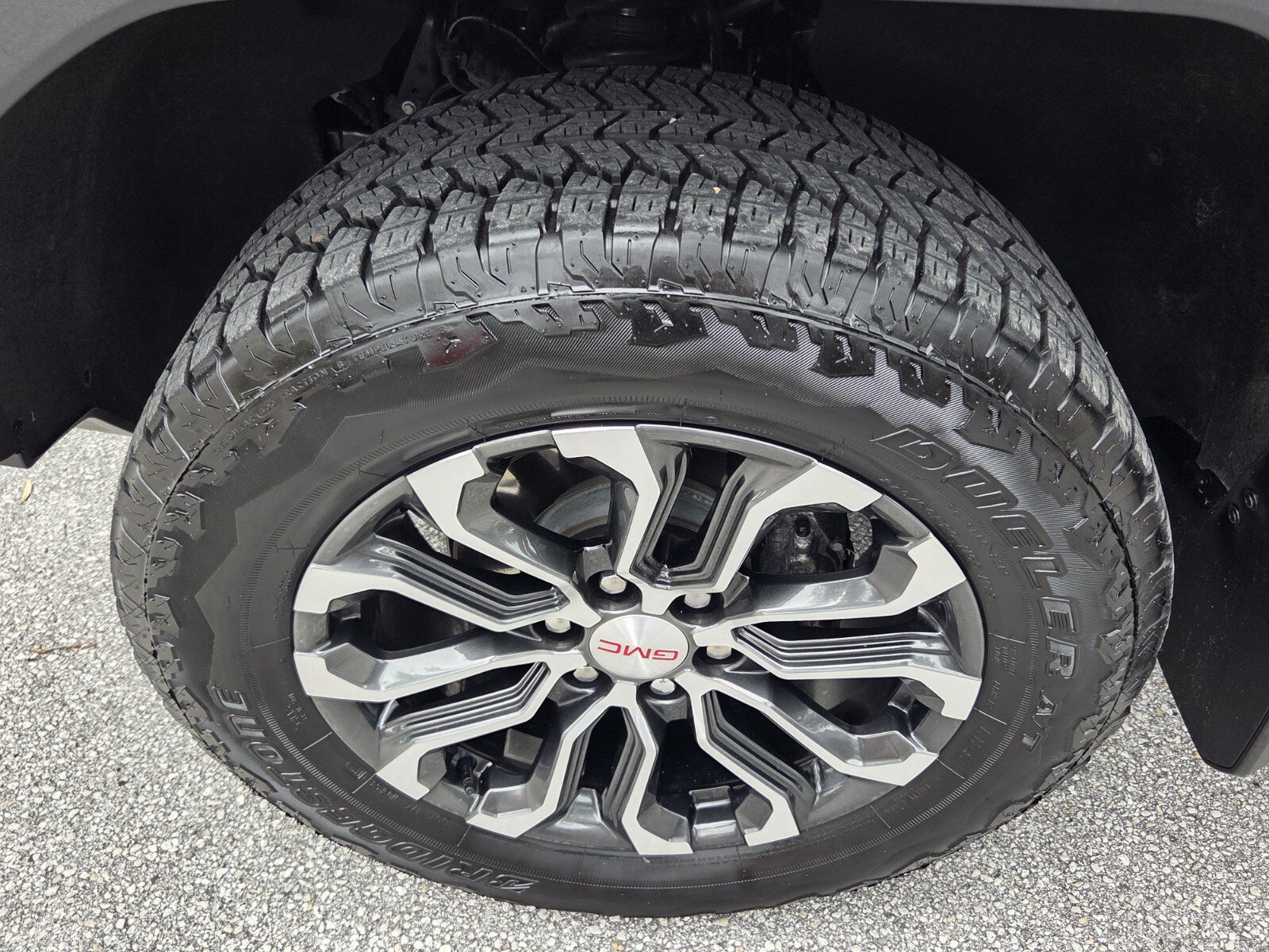 Used 2026 GMC Canyon Denali AWD/4WD image 11