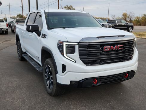 Used 2023 GMC Sierra 1500 AT4 w/ AT4 Premium Package image 6