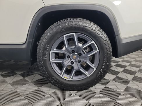 Used 2024 Rivian R1T Adventure AWD/4WD image 10