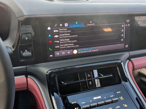 New 2026 Porsche Panamera 4 AWD/4WD image 18