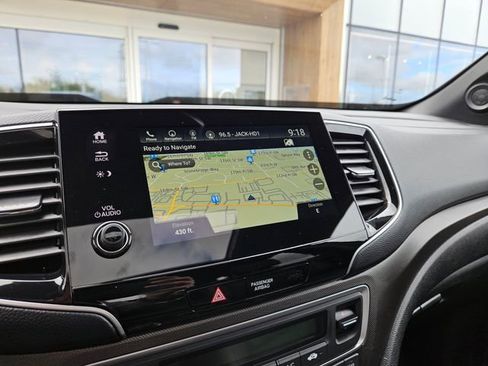 Used 2024 Honda Passport TrailSport image 25