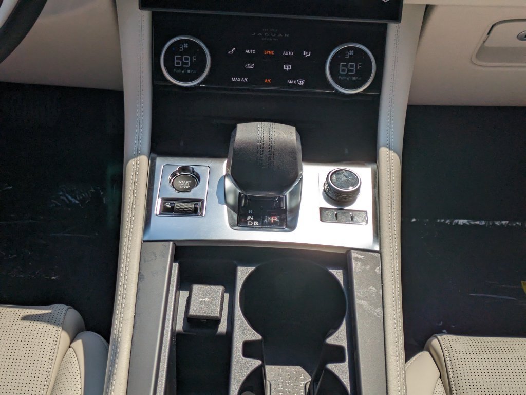 New 2026 Jaguar F-PACE R-Dynamic S AWD/4WD image 19