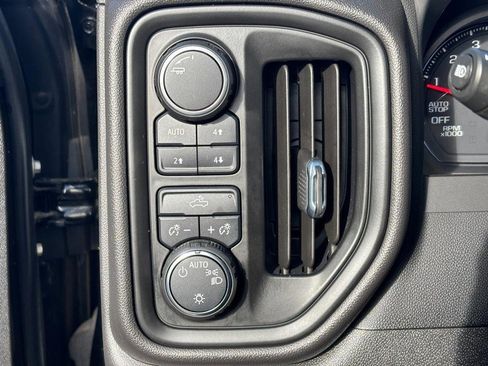 Used 2022 Chevrolet Silverado 1500 Custom Trail Boss image 15