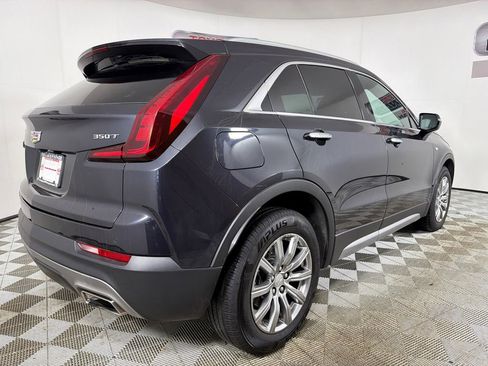 Used 2023 Cadillac XT4 Premium Luxury FWD image 3