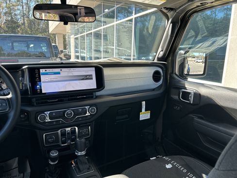 New 2026 Jeep Gladiator Sport image 37