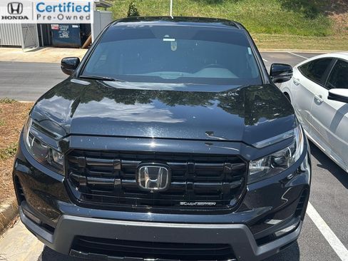 Used 2025 Honda Ridgeline Black Edition image 4