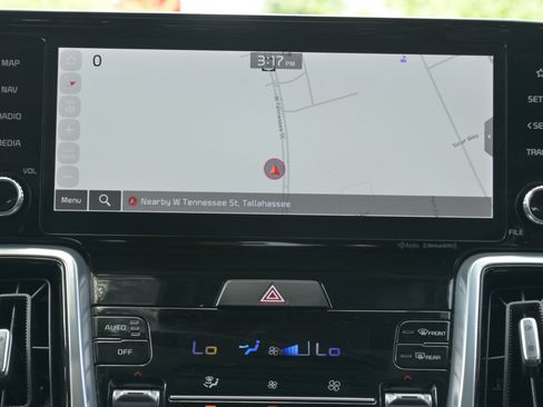 Used 2023 Kia Sorento SX FWD image 18