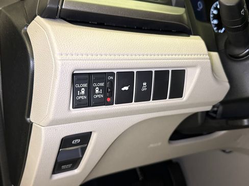 Certified 2026 Honda Odyssey EX-L image 24