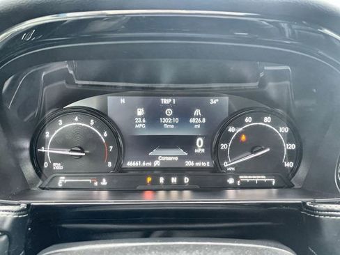 Used 2021 Lincoln Corsair Standard w/ Premium Package image 12