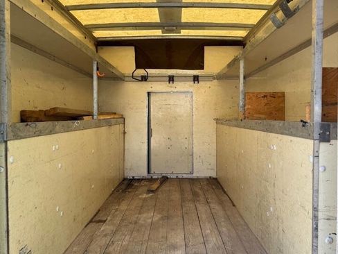 Used 2010 GMC Savana 3500 RWD image 14