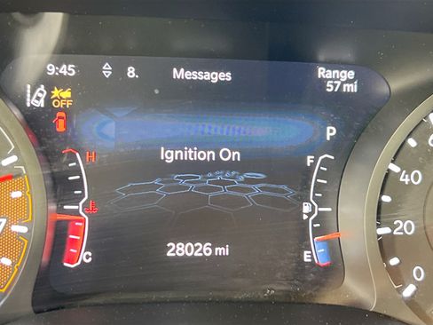 Used 2023 Jeep Compass Latitude AWD/4WD image 12