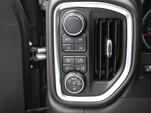 Used 2019 Chevrolet Silverado 1500 High Country w/ Technology Package image 36