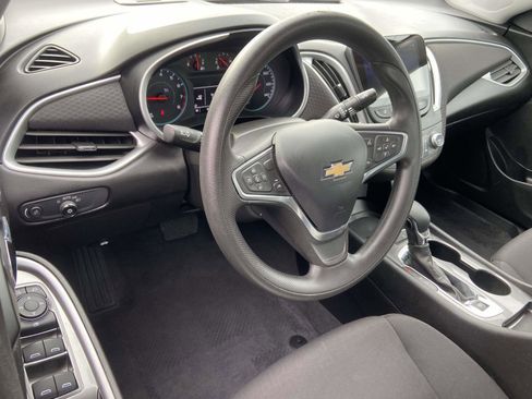 Certified 2023 Chevrolet Malibu LS image 2