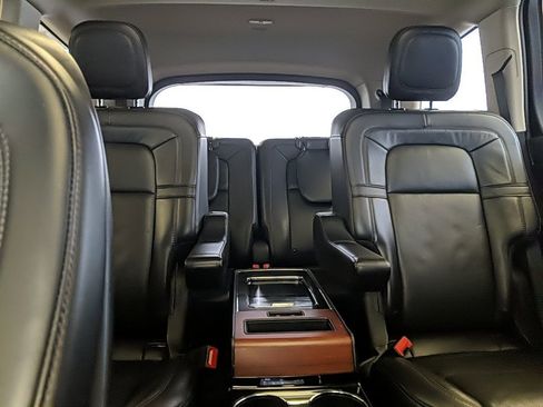 Certified 2021 Lincoln Aviator Reserve w/ Equipment Group 201A image 33