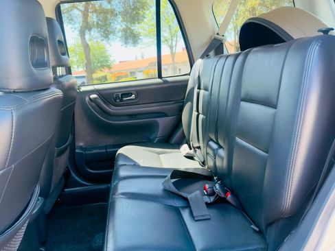 Used 2000 Honda CR-V SE image 10
