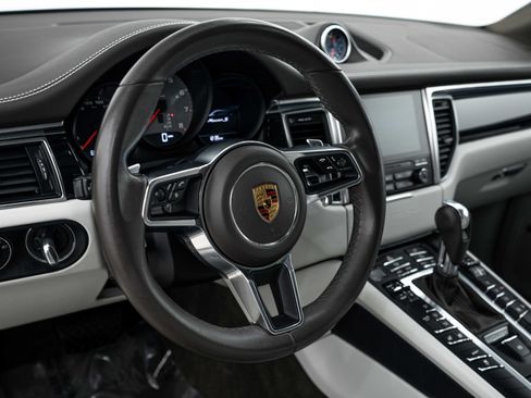Certified 2017 Porsche Macan S AWD/4WD image 14