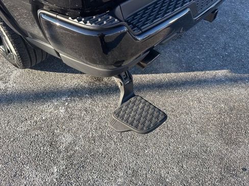 Used 2026 RAM 1500 Laramie w/ Night Edition image 45