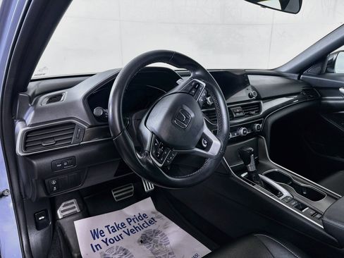 Used 2022 Honda Accord Sport image 9