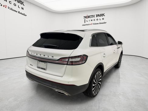 Used 2022 Lincoln Nautilus Black Label w/ Cargo Utility Package AWD/4WD image 5