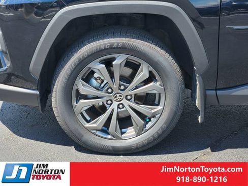 Used 2023 Toyota RAV4 Limited AWD/4WD image 14