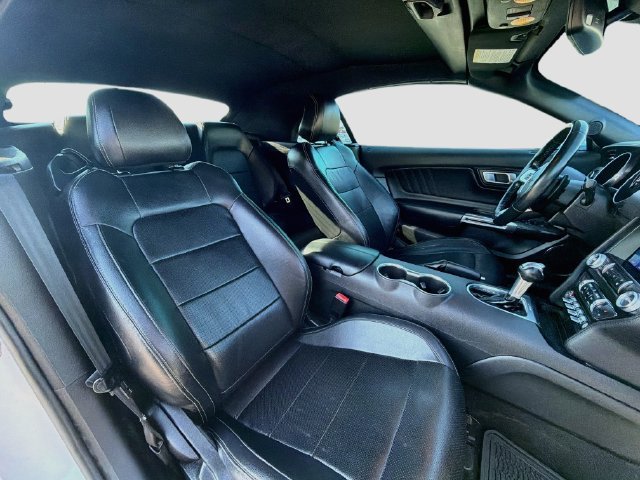 Certified 2021 Ford Mustang Premium RWD image 15