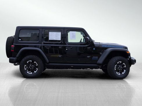 Used 2025 Jeep Wrangler Unlimited Rubicon 4xe w/ Safety Group AWD/4WD image 3
