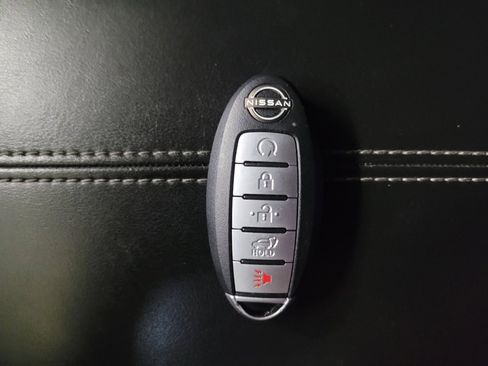 Used 2022 Nissan Sentra SV FWD image 32