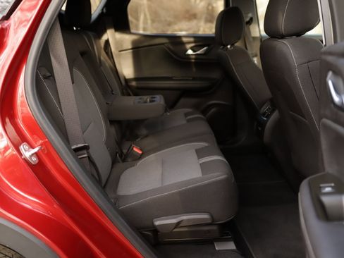 Used 2024 Chevrolet Blazer LT image 28