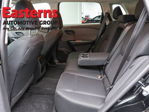 Used 2023 Nissan Rogue S AWD/4WD image 22