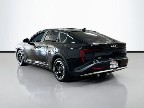 Used 2025 Kia K4 EX image 5