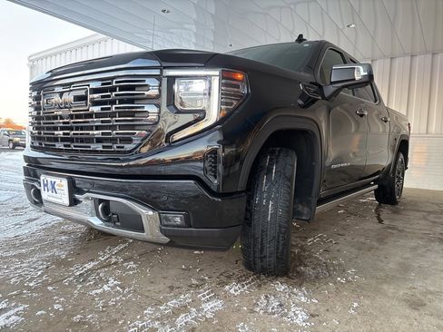 Used 2024 GMC Sierra 1500 Denali Ultimate image 46