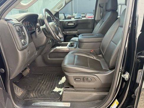 Used 2020 Chevrolet Silverado 1500 LTZ w/ LTZ Plus Package AWD/4WD image 27