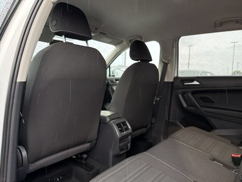 Used 2022 Volkswagen Tiguan S FWD image 12